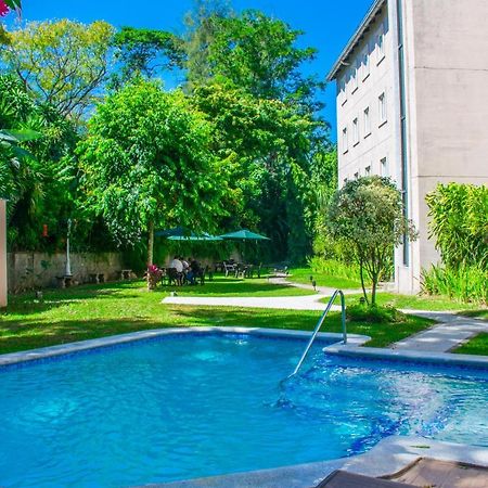 Hotel Gardenia Inn 산살바도르 외부 사진