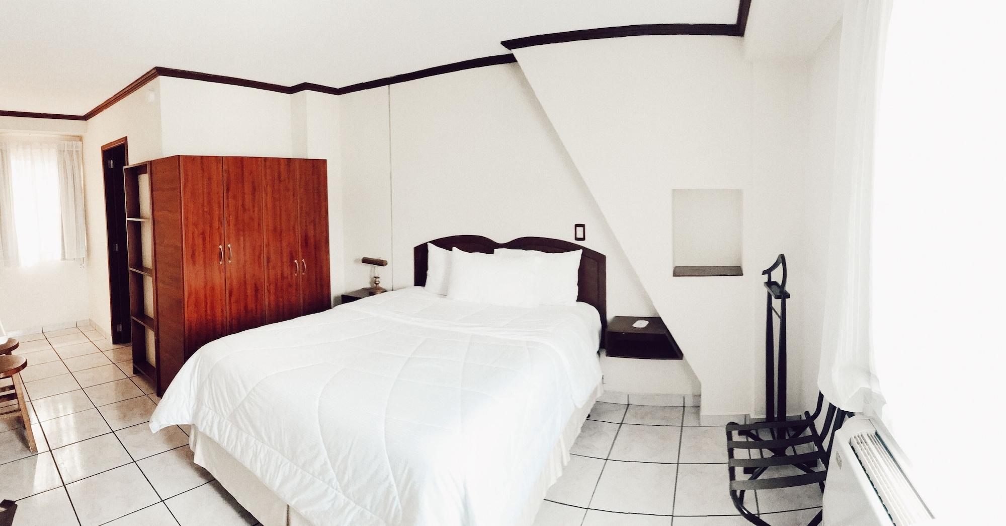 Hotel Gardenia Inn 산살바도르 외부 사진