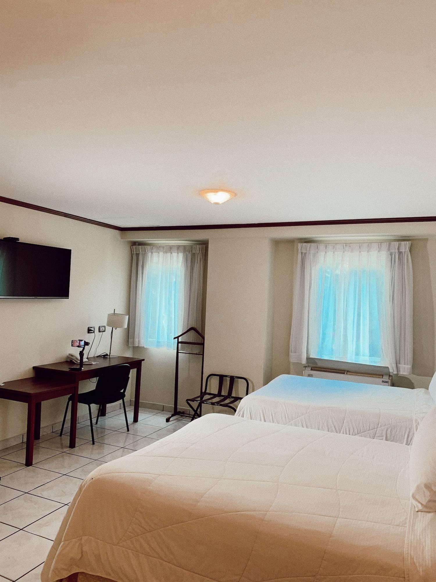 Hotel Gardenia Inn 산살바도르 외부 사진