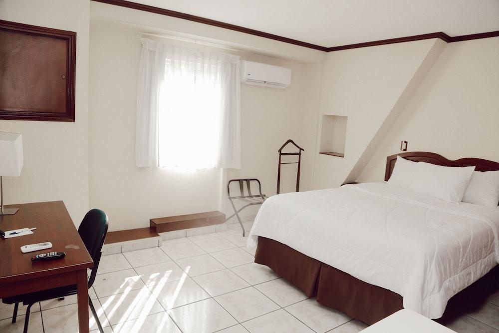 Hotel Gardenia Inn 산살바도르 외부 사진