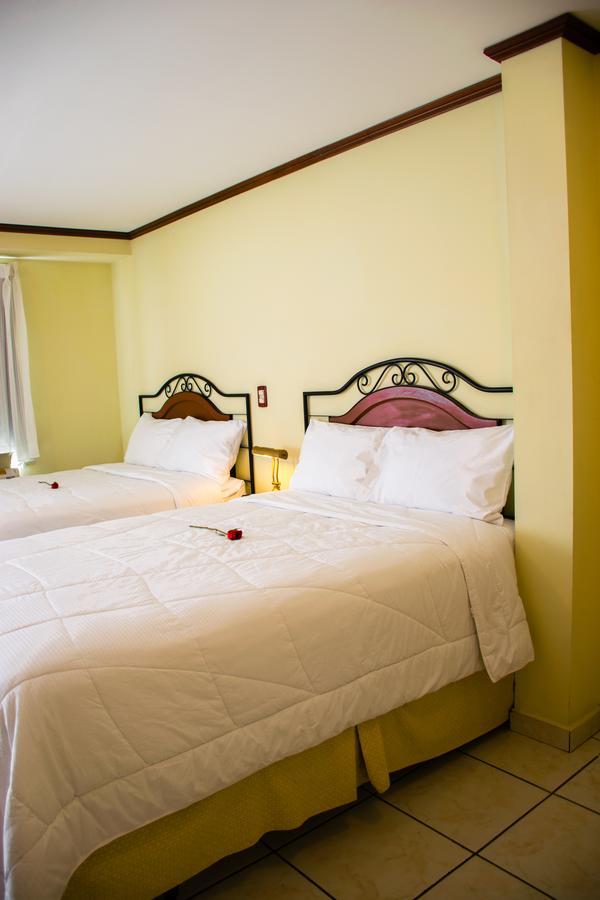 Hotel Gardenia Inn 산살바도르 외부 사진