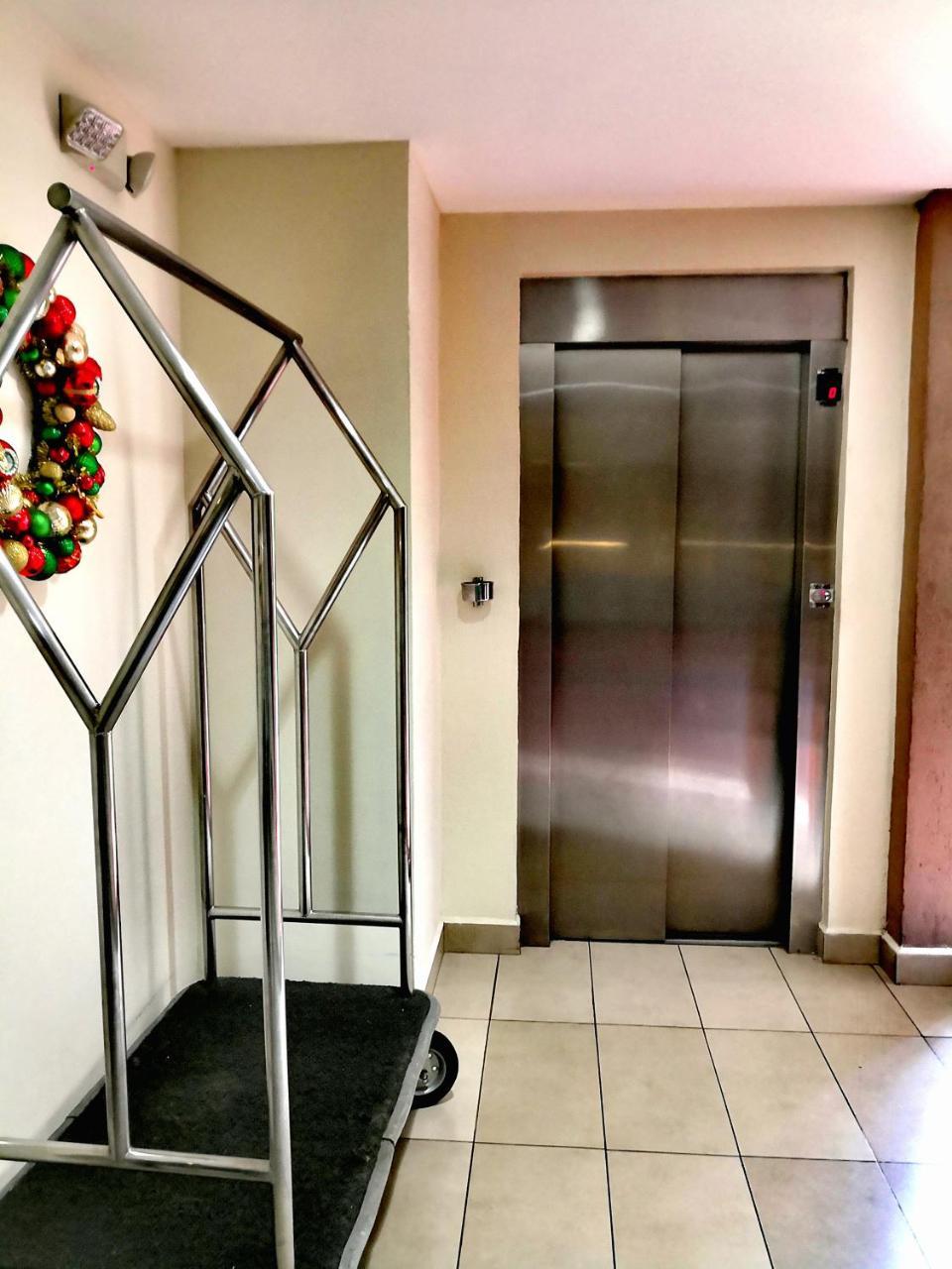 Hotel Gardenia Inn 산살바도르 외부 사진