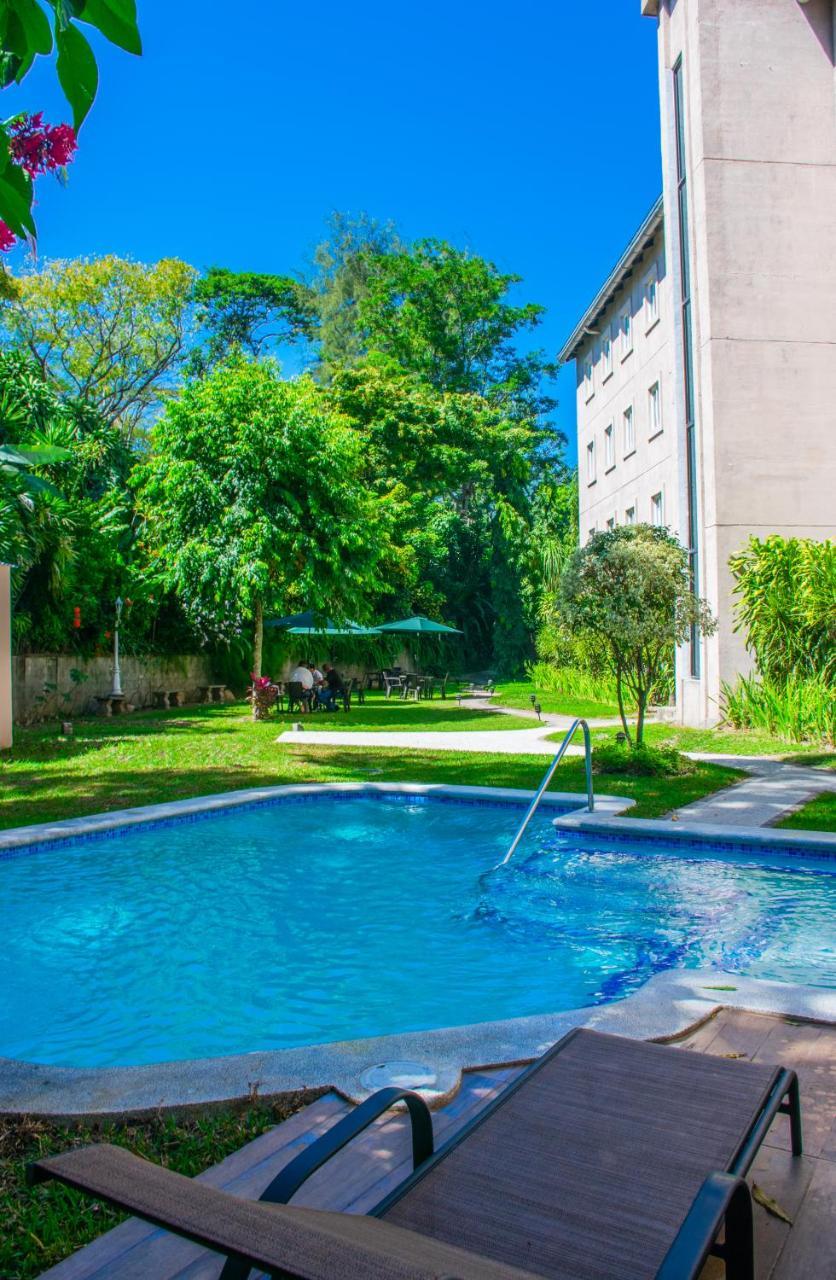 Hotel Gardenia Inn 산살바도르 외부 사진