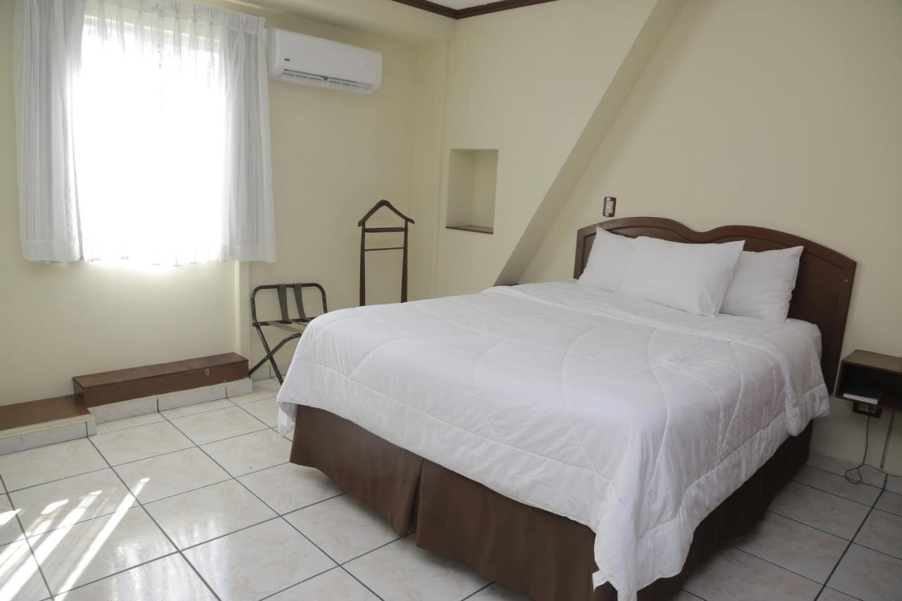 Hotel Gardenia Inn 산살바도르 외부 사진